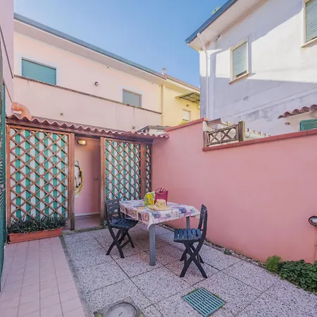 Casa Imma By Interhome Tatil Evi Viareggio