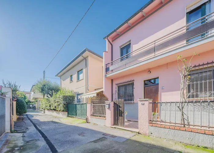 Casa Imma By Interhome Viareggio